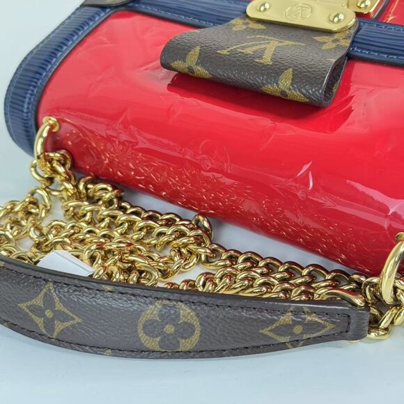Louis Vuitton Red Wynwood Handbag Monogram Vernis with Monogram Canvas - Picture 7 of 8